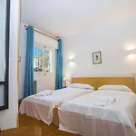 Tulipa - Plusholidays Вилла *